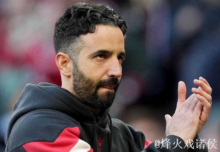 曼联新星难获阿莫林认可！直指青训过誉，曾给机会却未抓住